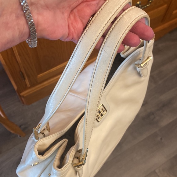 Tory Burch designer bag - Picture 2 of 9